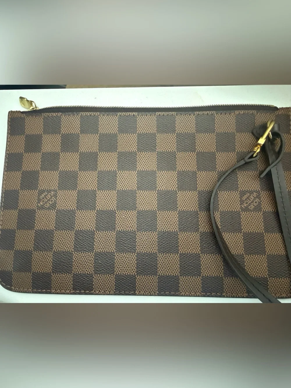 Louis Vuitton Damier Ebene Neverfull Pochette